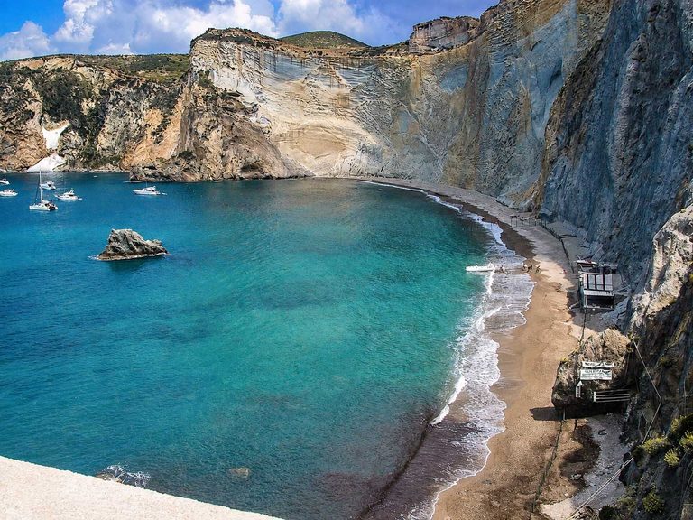 Ponza látnivalók – Olaszország meseszép szigete, amit kevesen ismernek