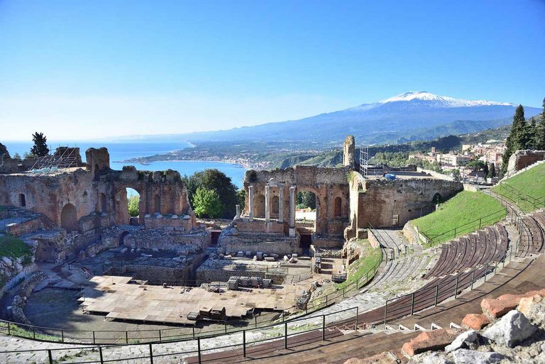 Taormina látnivalók – 15 csodás hely és program Szicília gyöngyszemében